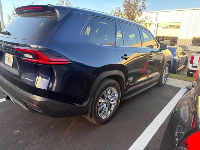 Used 2025  Toyota Platinum image 11