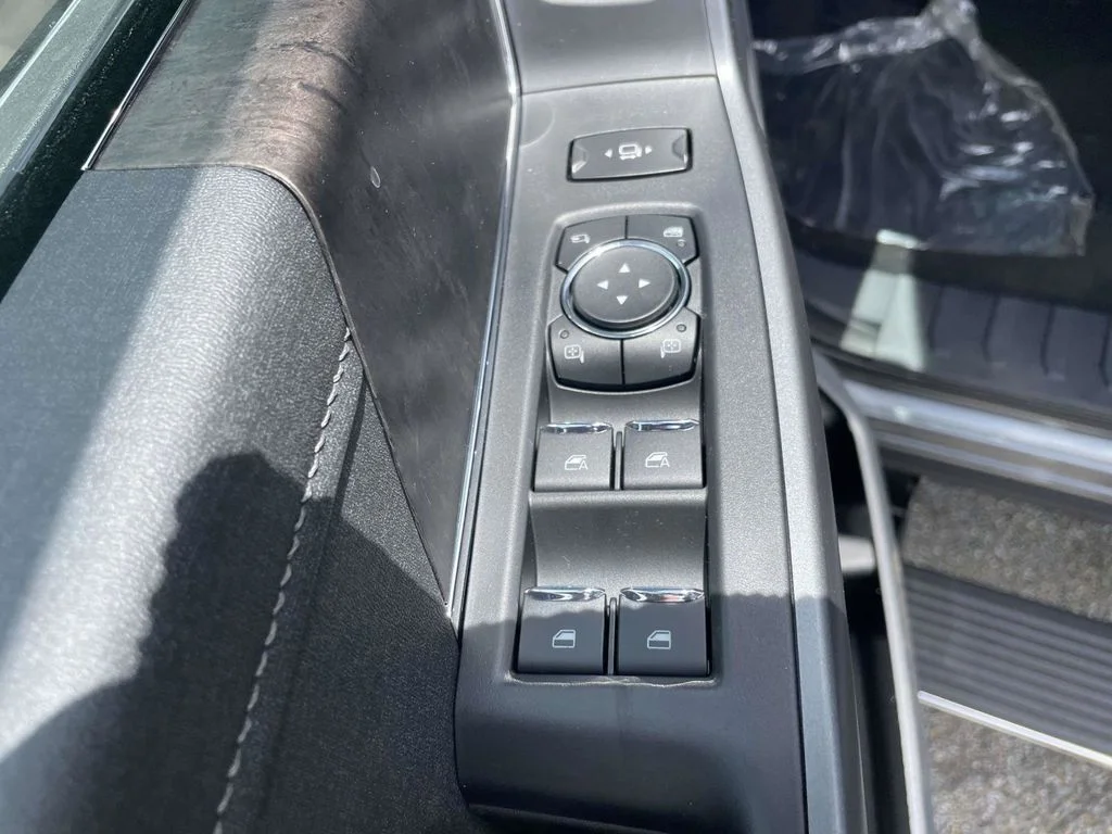 New 2026 Gray Ford Lariat image 16