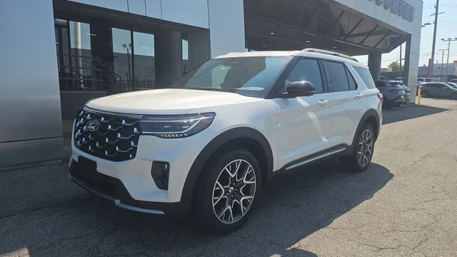 2027 Ford Explorer Platinum 4WD