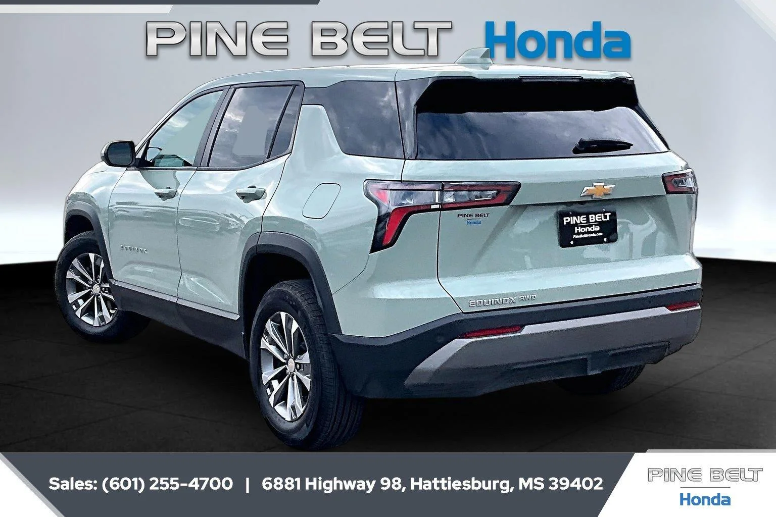 Used 2026 Cacti Green Chevrolet AWD LT image 2