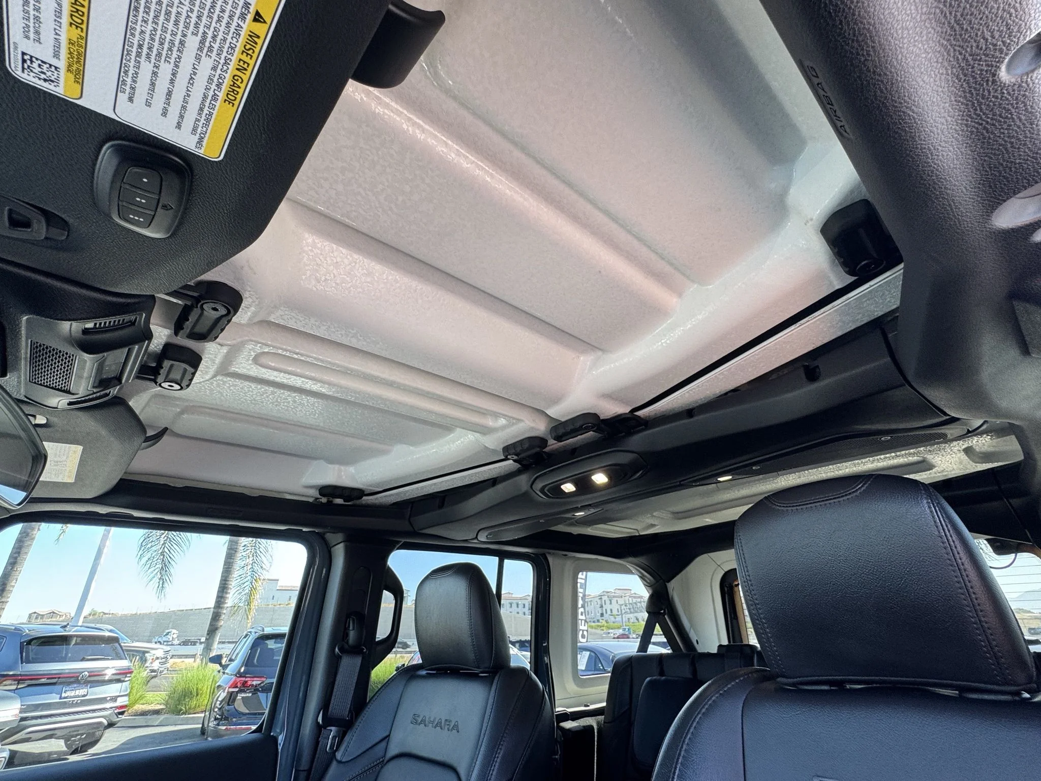 Used 2024 ANVIL CLEAR COAT Jeep Sahara image 29