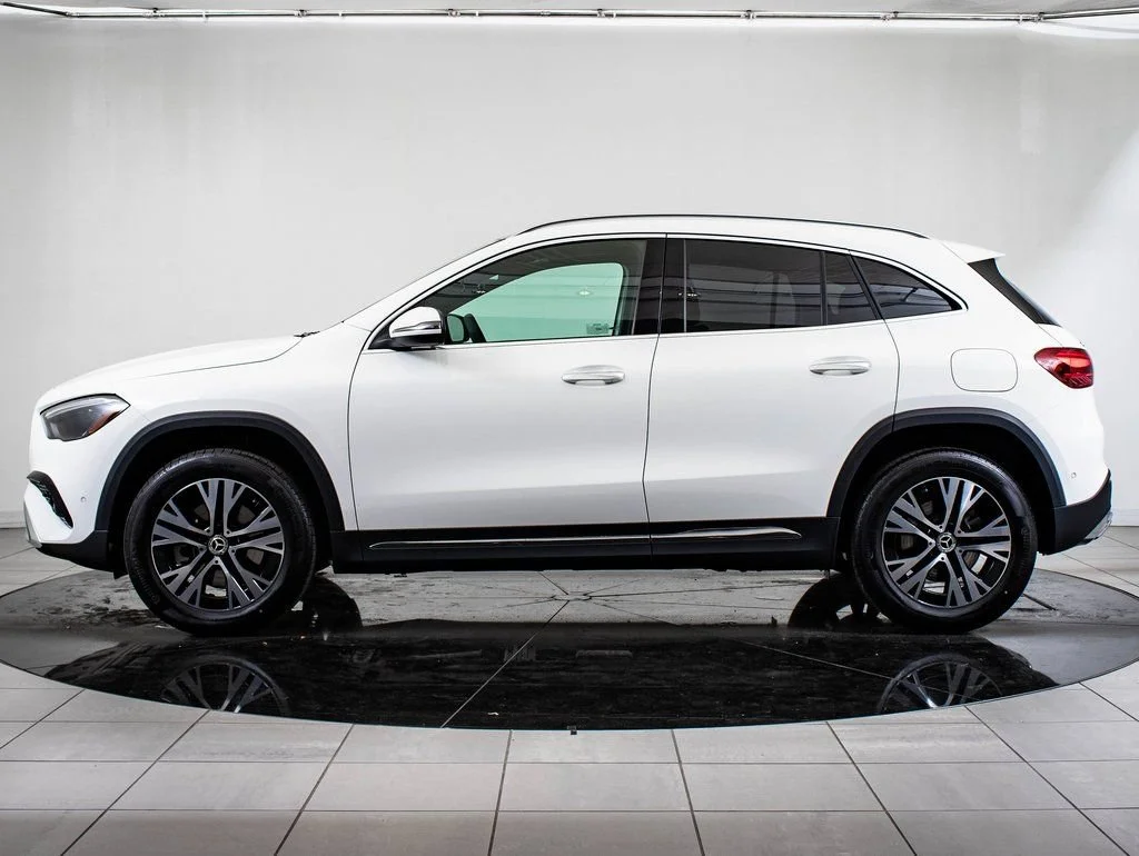 Used 2026 Polar White Mercedes-Benz GLA 250 image 12