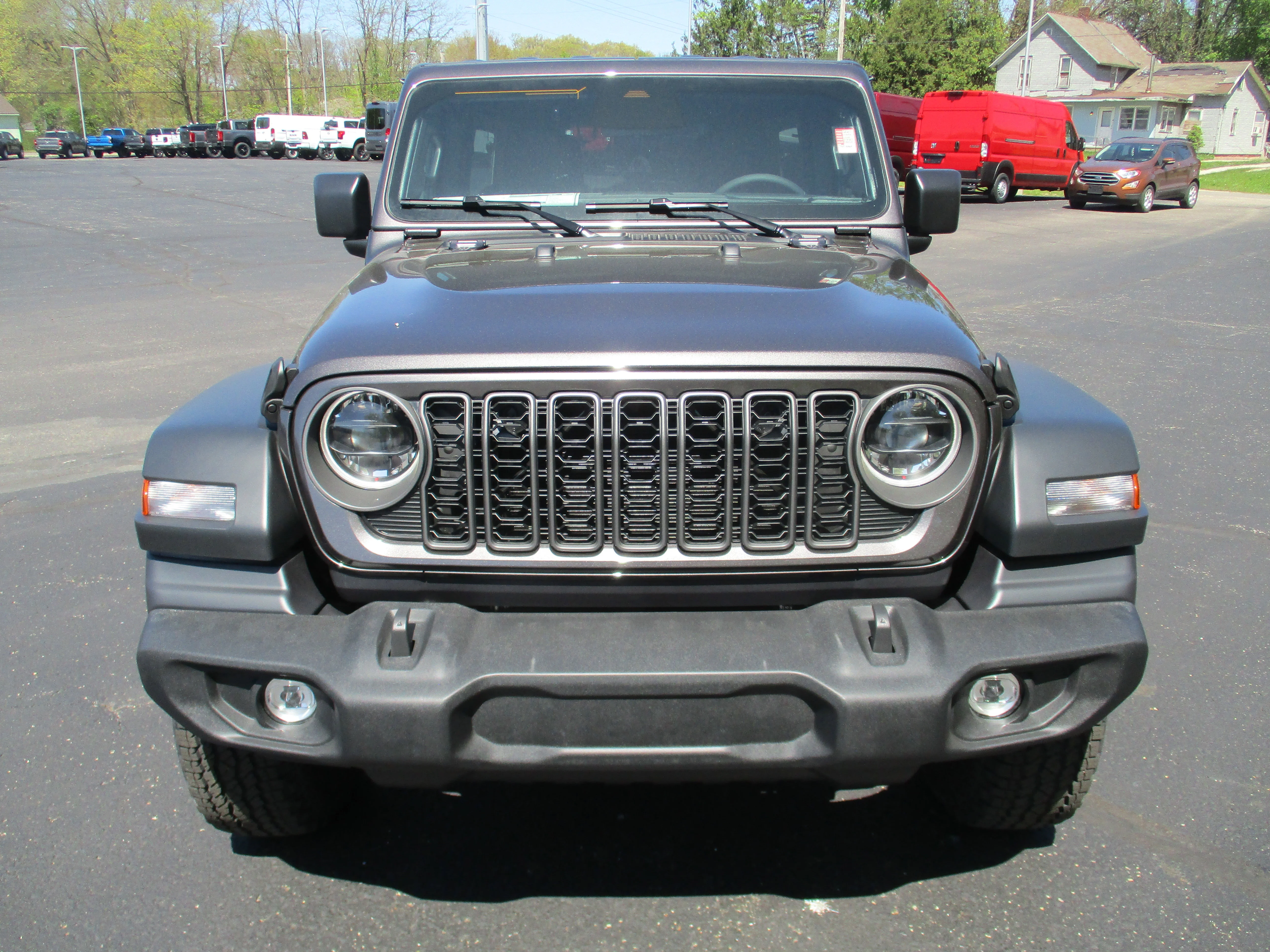 New 2026 Granite Crystal Metallic Clear-Coat Exterior Paint Jeep Sport S image 4