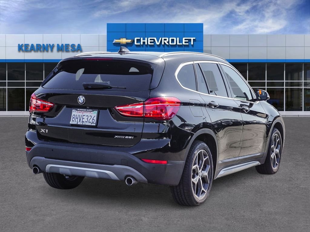Used 2019 Black BMW xDrive28i image 6