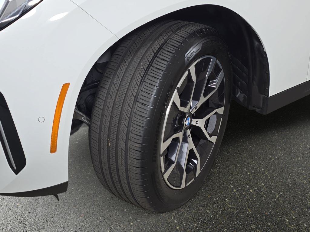 Used 2026 Alpine White BMW 30 xDrive image 36