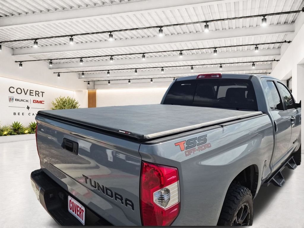 Used 2019 Gray Toyota SR5 image 41