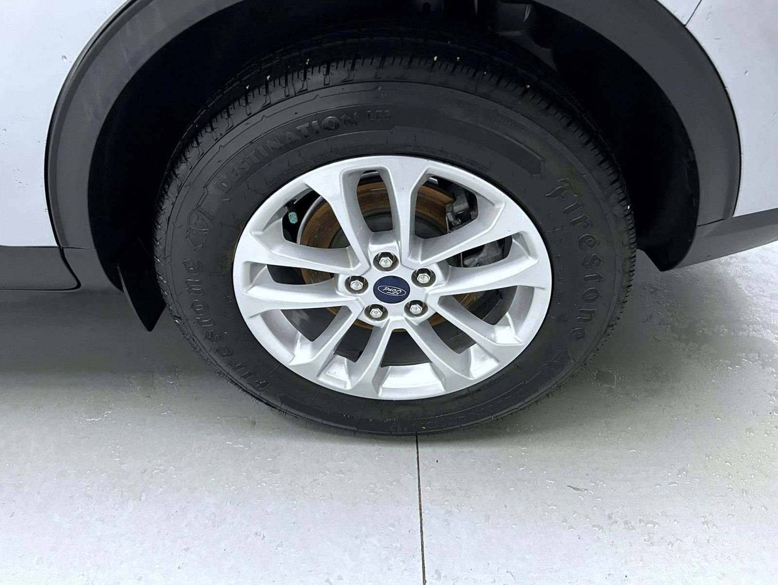 Used 2021 Silver Ford SE image 22