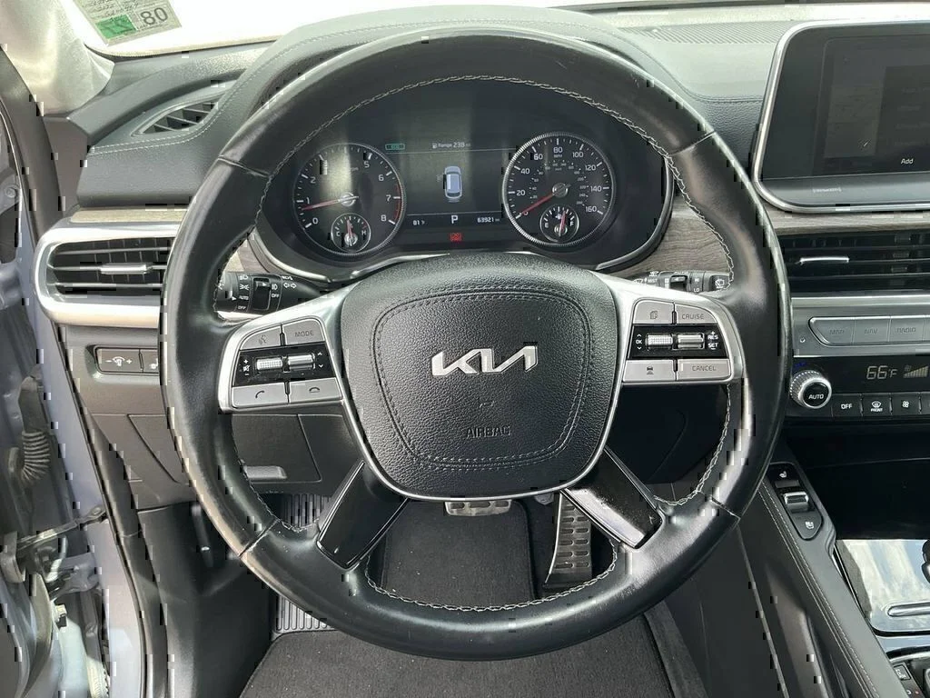Used 2022 Everlasting Silver Kia SX image 13