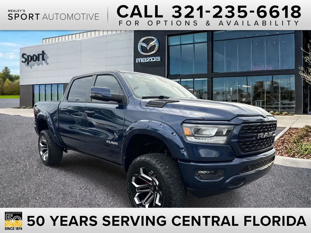 2023 RAM 1500 Big Horn/Lone Star 4x4 Crew Cab 5'7's photo