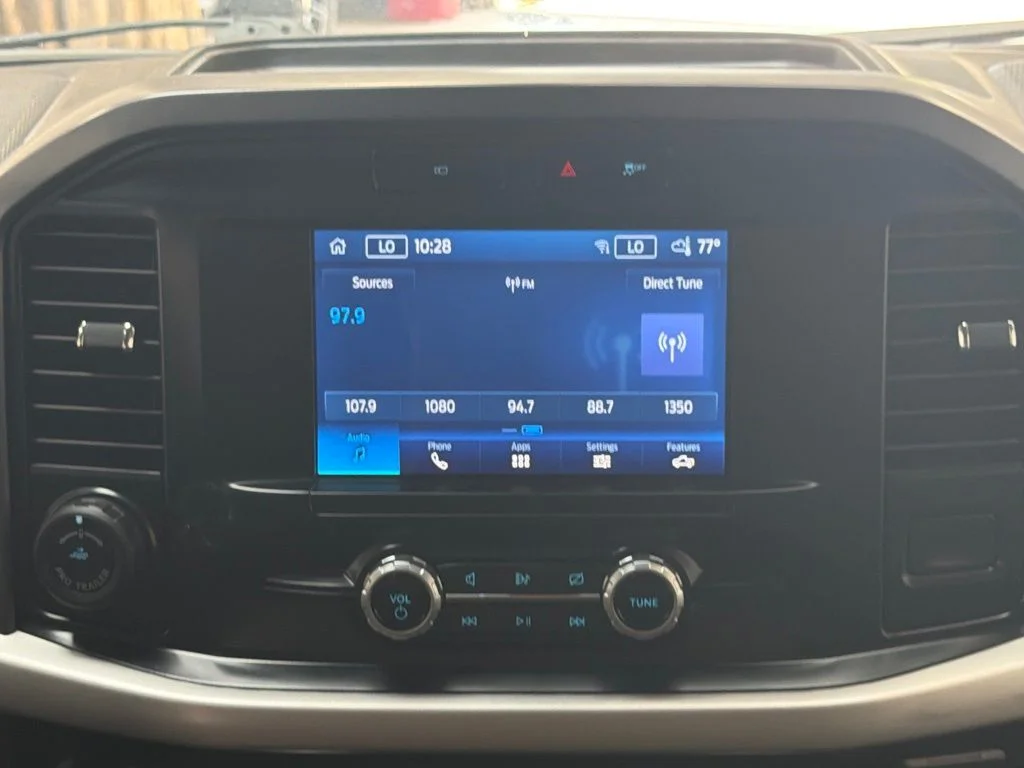 Used 2023 Oxford White Ford XLT image 15