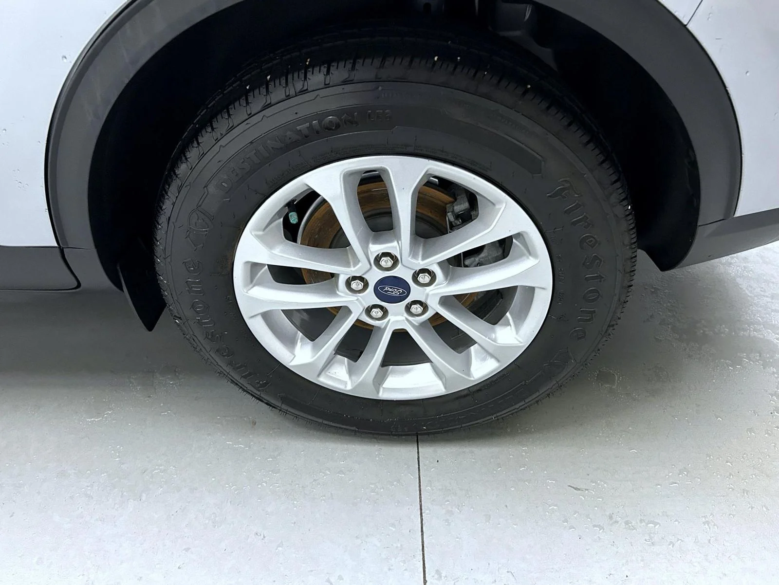 Used 2021 Silver Ford SE image 22