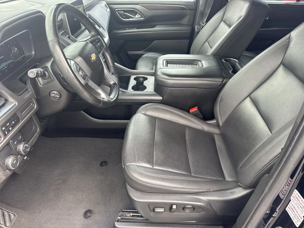Used 2023 Black Chevrolet LT image 9