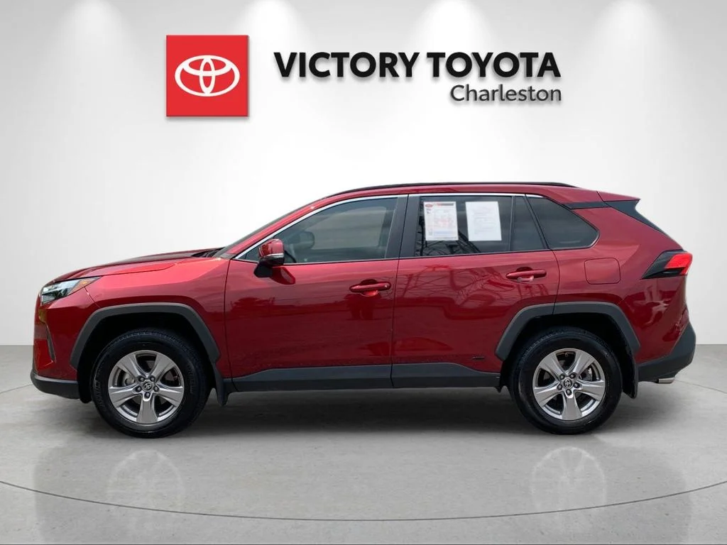 Used 2025 Red Toyota XLE image 2