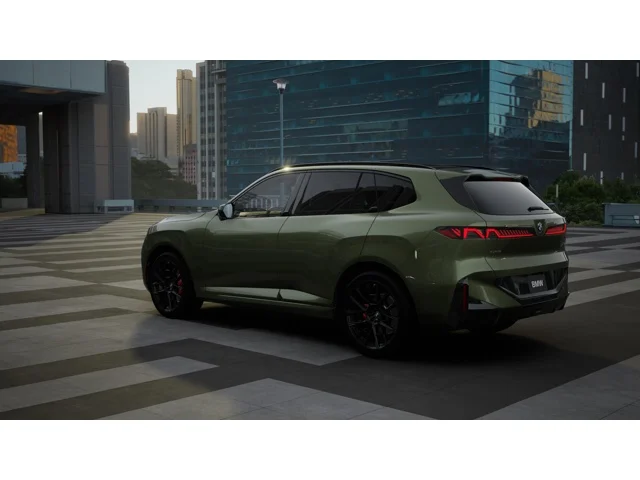 New 2027 Gray Pine Metallic BMW 40 xDrive image 2