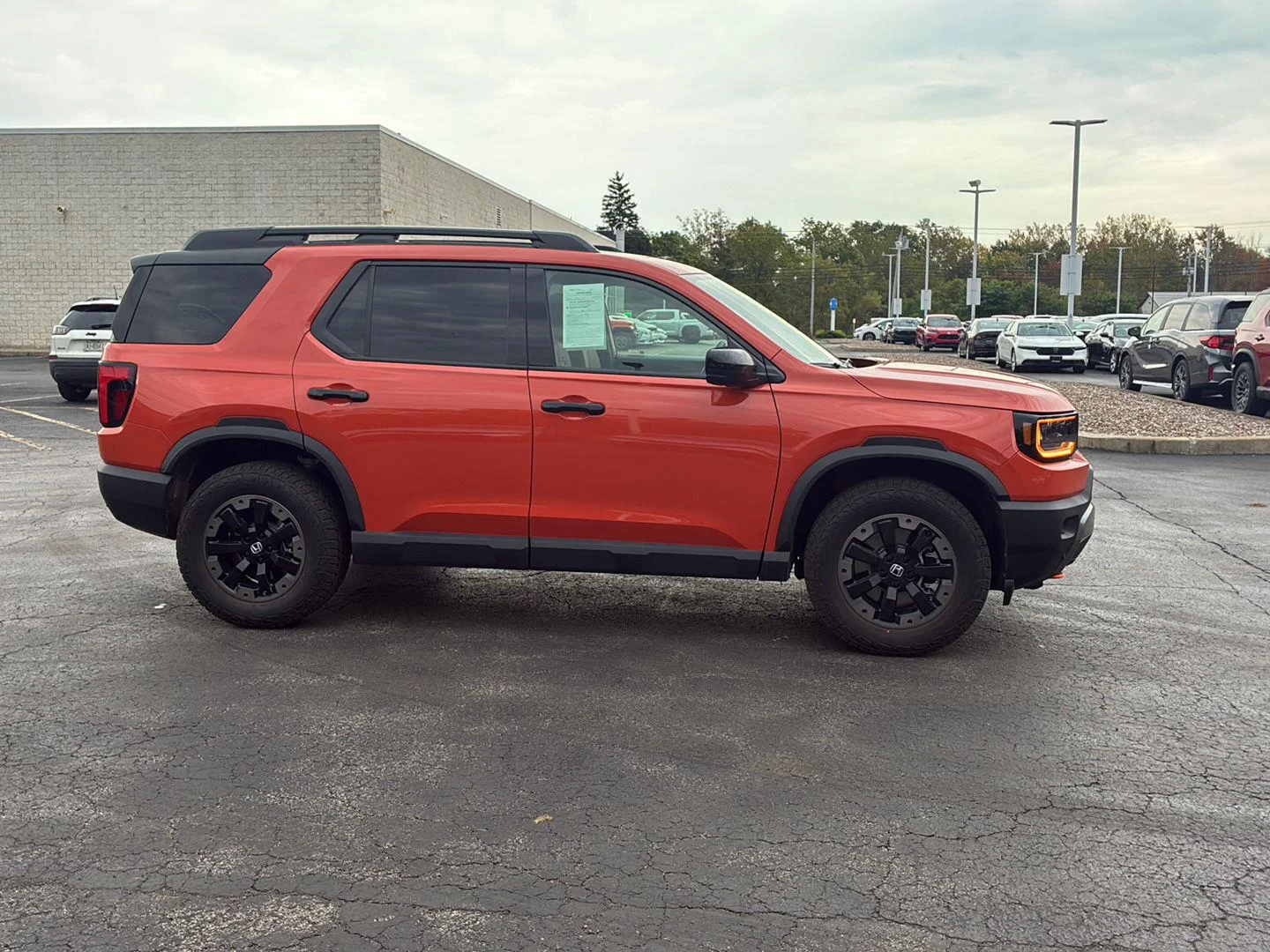 Used 2026 Sunset Orange II Honda TrailSport Elite image 24