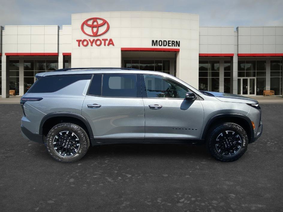 Used 2024 Sterling Gray Metallic Chevrolet AWD Z71 image 4
