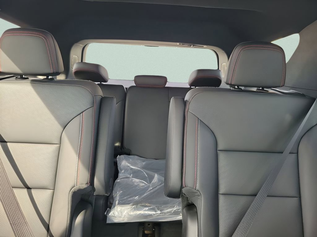2026 Chevrolet Traverse Z71 - Photo 13