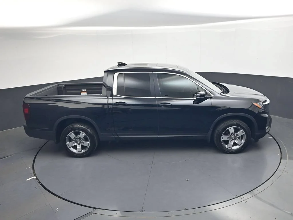 Certified Used 2024 Crystal Black Pearl Honda RTL image 77