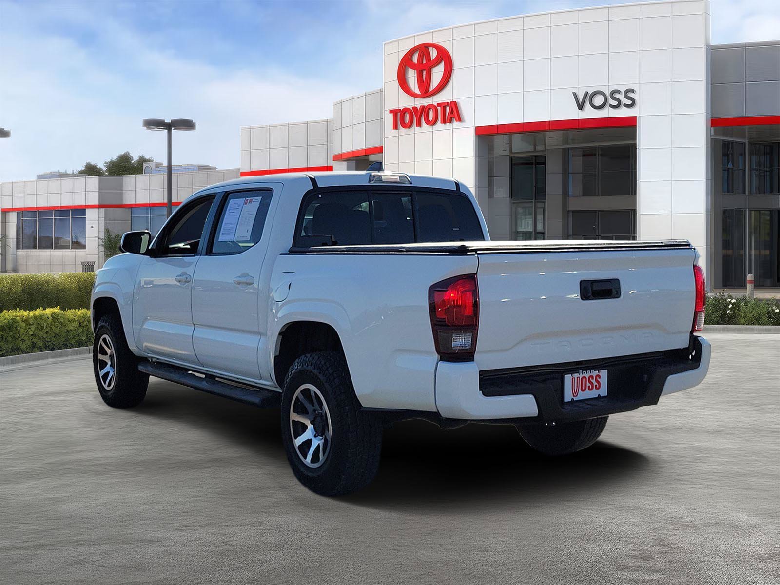 2020 Toyota Tacoma 2WD SR, photo 2 of 12