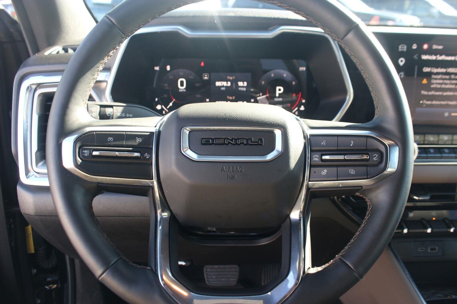 Used 2024 Onyx Black GMC Denali image 18