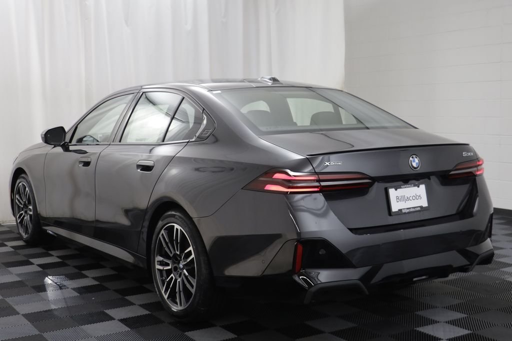 New 2027 Dark Graphite Metallic BMW 530i xDrive image 15