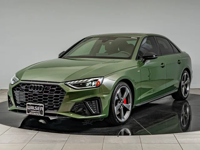 2023 Audi A4 45 S line Premium Plus