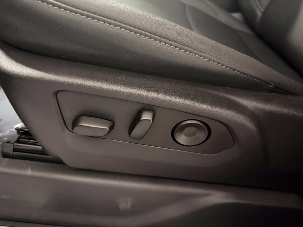 2026 GMC Sierra 1500 SLT - Photo 30