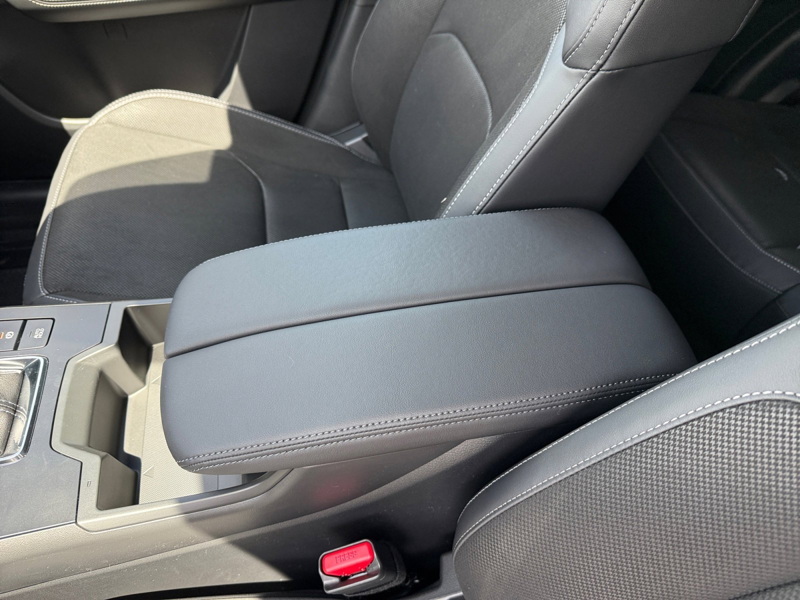 New 2026 Jet Black Mica Mazda 2.5 S Select image 14