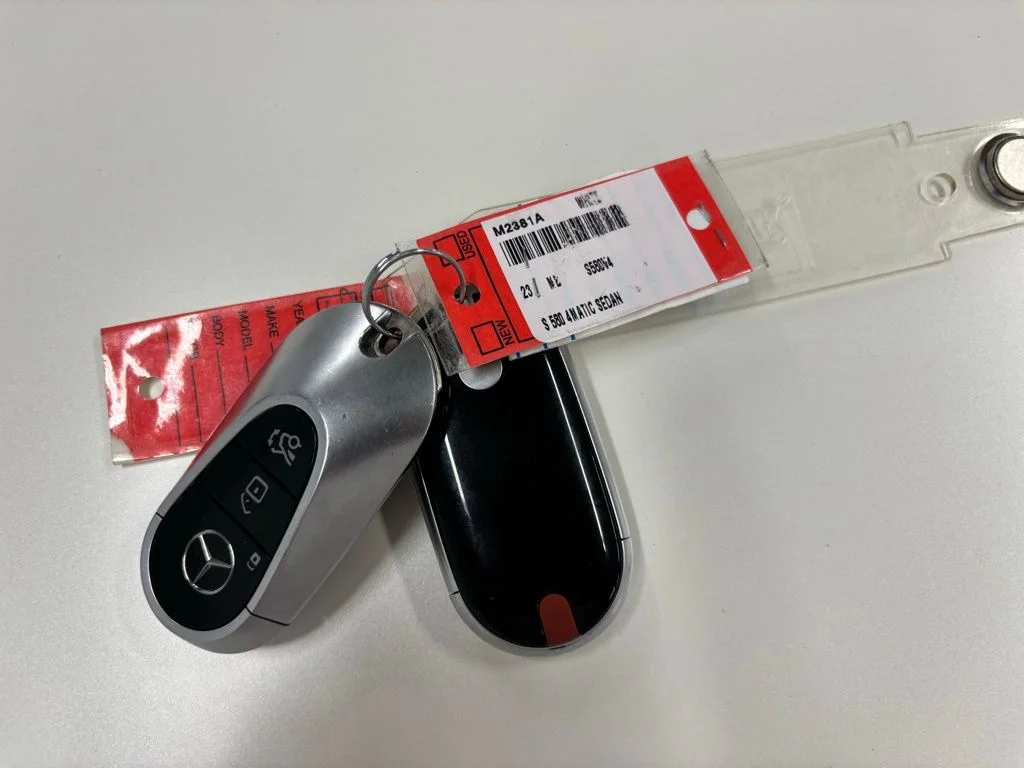 Used 2023 White Mercedes-Benz S 580 image 26