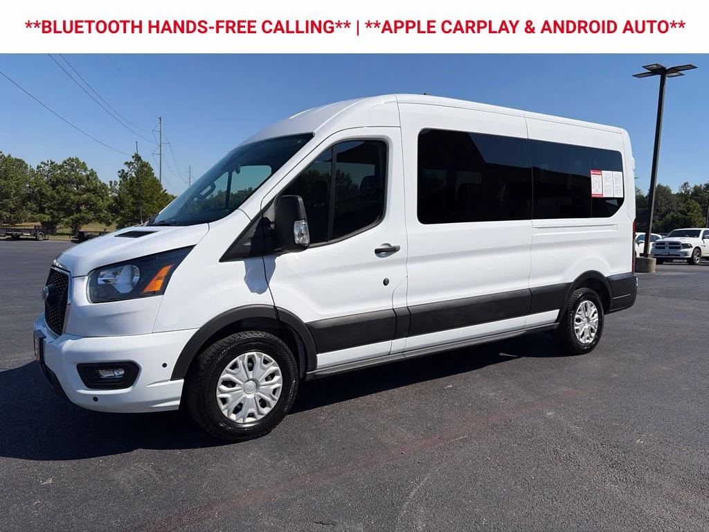 Used 2025 Oxford White Ford XLT image 3