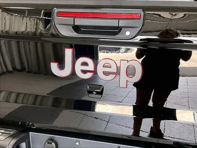 Used 2026 Black Clearcoat Jeep Rubicon image 26