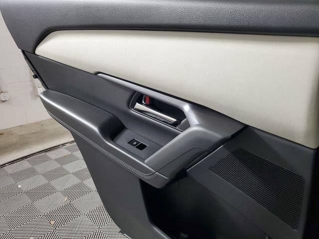 New 2026 Jet Black Mica Mazda 2.5 S Preferred AWD image 18