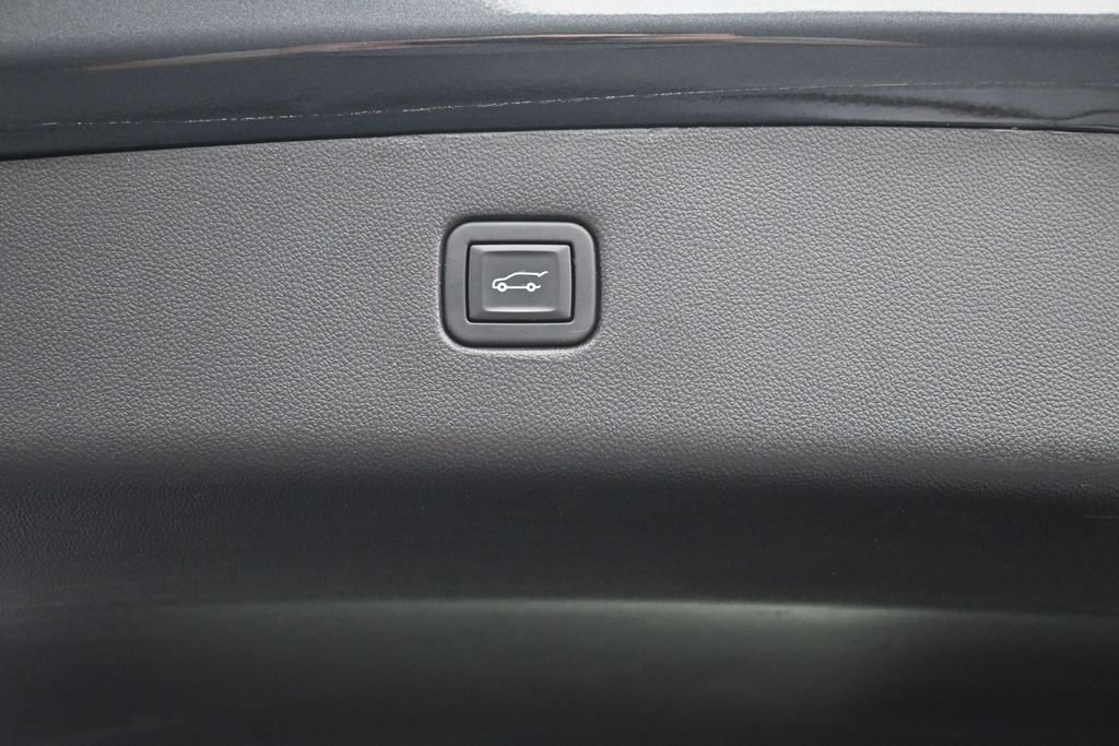 Used 2020 Gray Chevrolet LT image 14