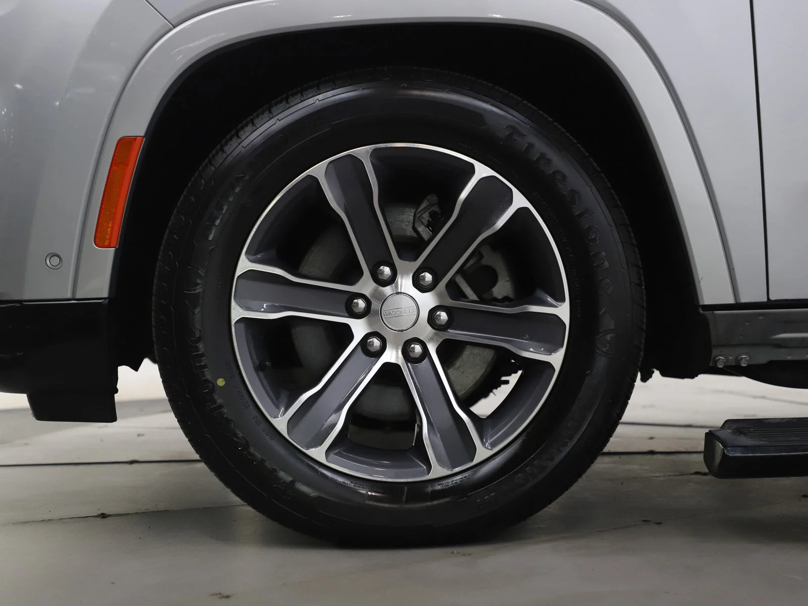 Used 2024 Silver Zynith Jeep  image 33
