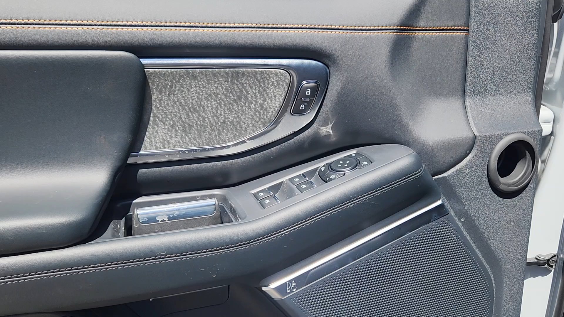 New 2026 Space Silver Metallic Ford Tremor image 18