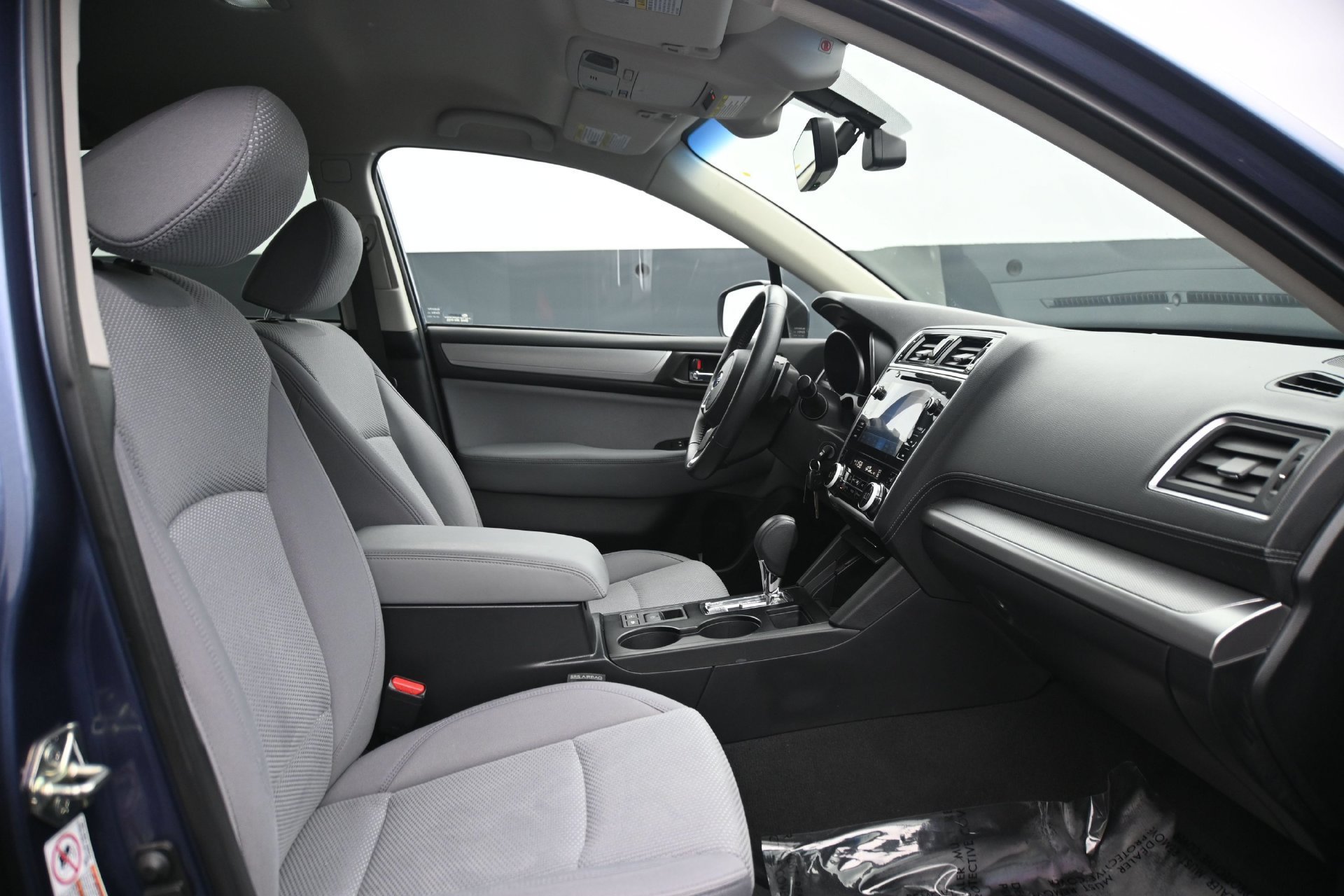Used 2018 Twilight Blue Metallic Subaru 2.5i Premium image 13