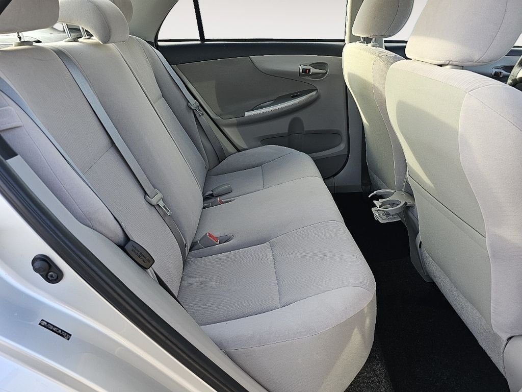 Used 2011 Classic Silver Metallic Toyota LE image 24