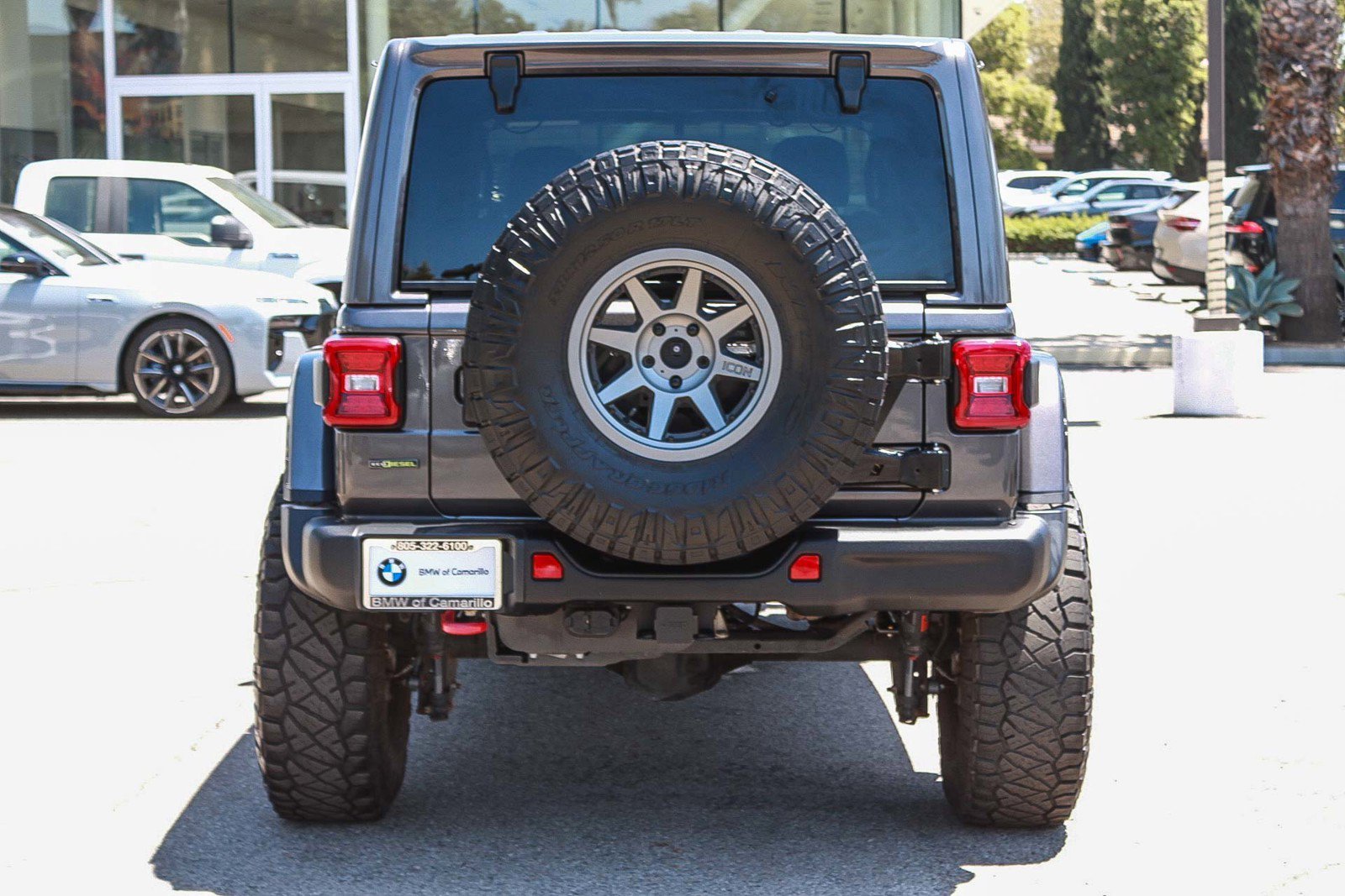 Used 2021 Granite Crystal Metallic Clearcoat Jeep Unlimited Rubicon image 5
