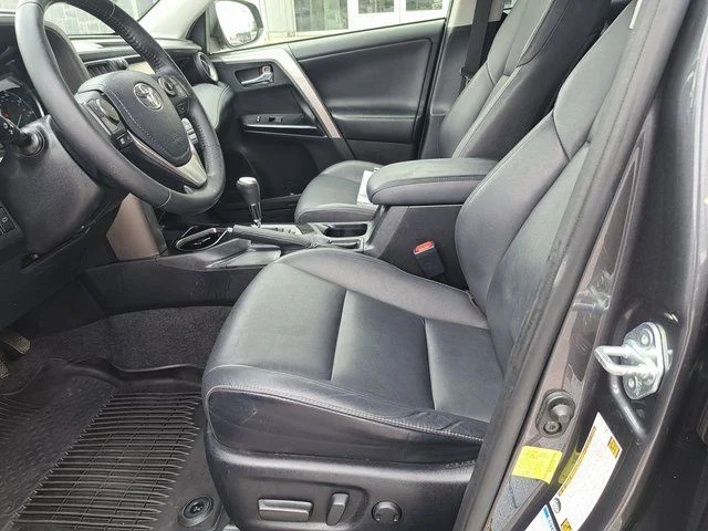 Used 2018 Gray Toyota Limited image 26