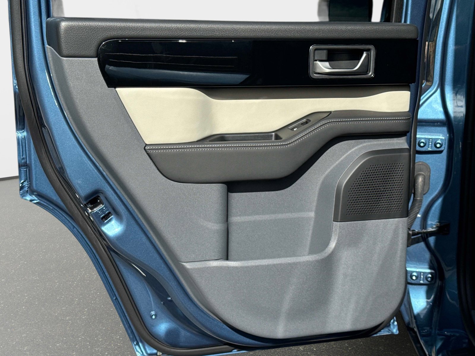 New 2025 Shale Blue Metallic INEOS Trialmaster Edition image 10