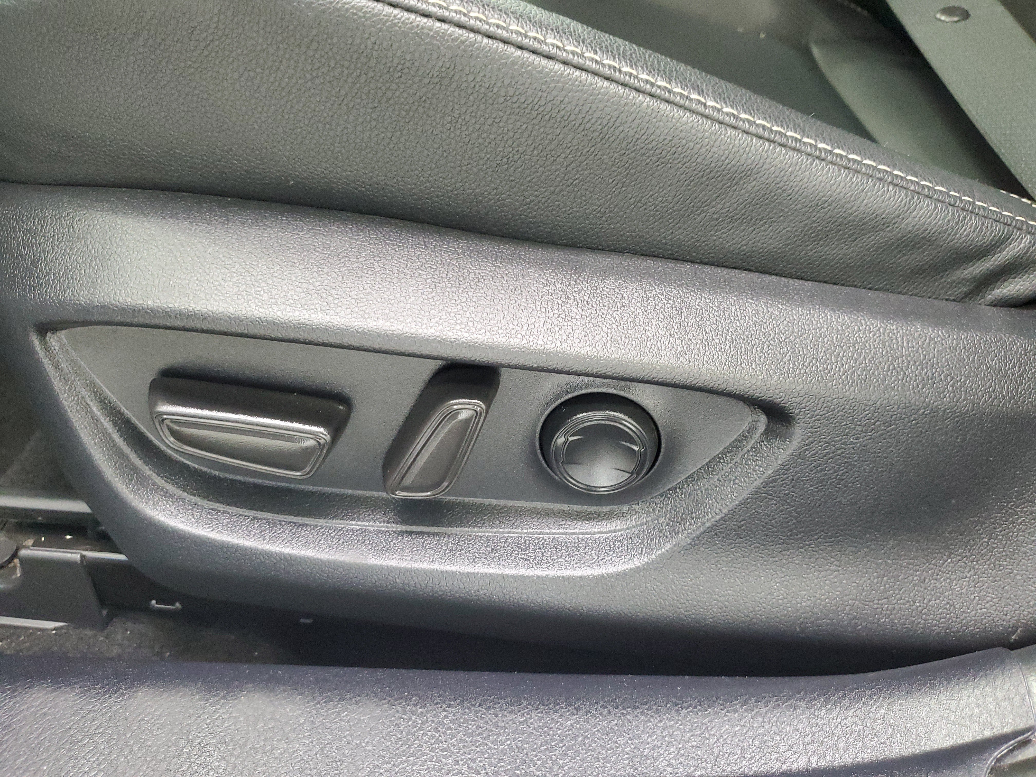 Certified Used 2025 White Toyota XLE image 20