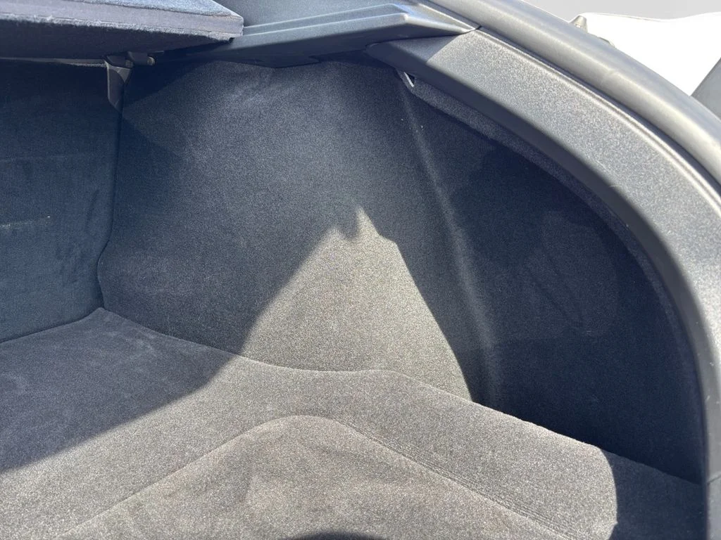 Used 2016 White Tesla 90D image 32