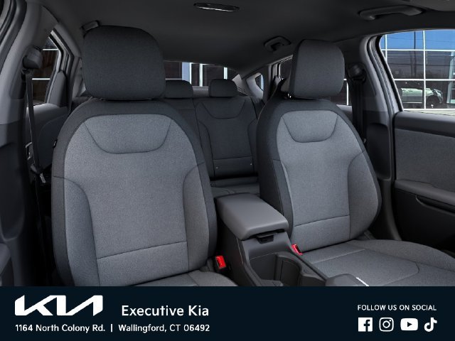 New 2026 Snow White Pearl Kia LXS image 15