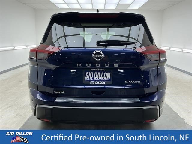 Used 2024 Deep Ocean Blue Pearl Nissan SV image 5