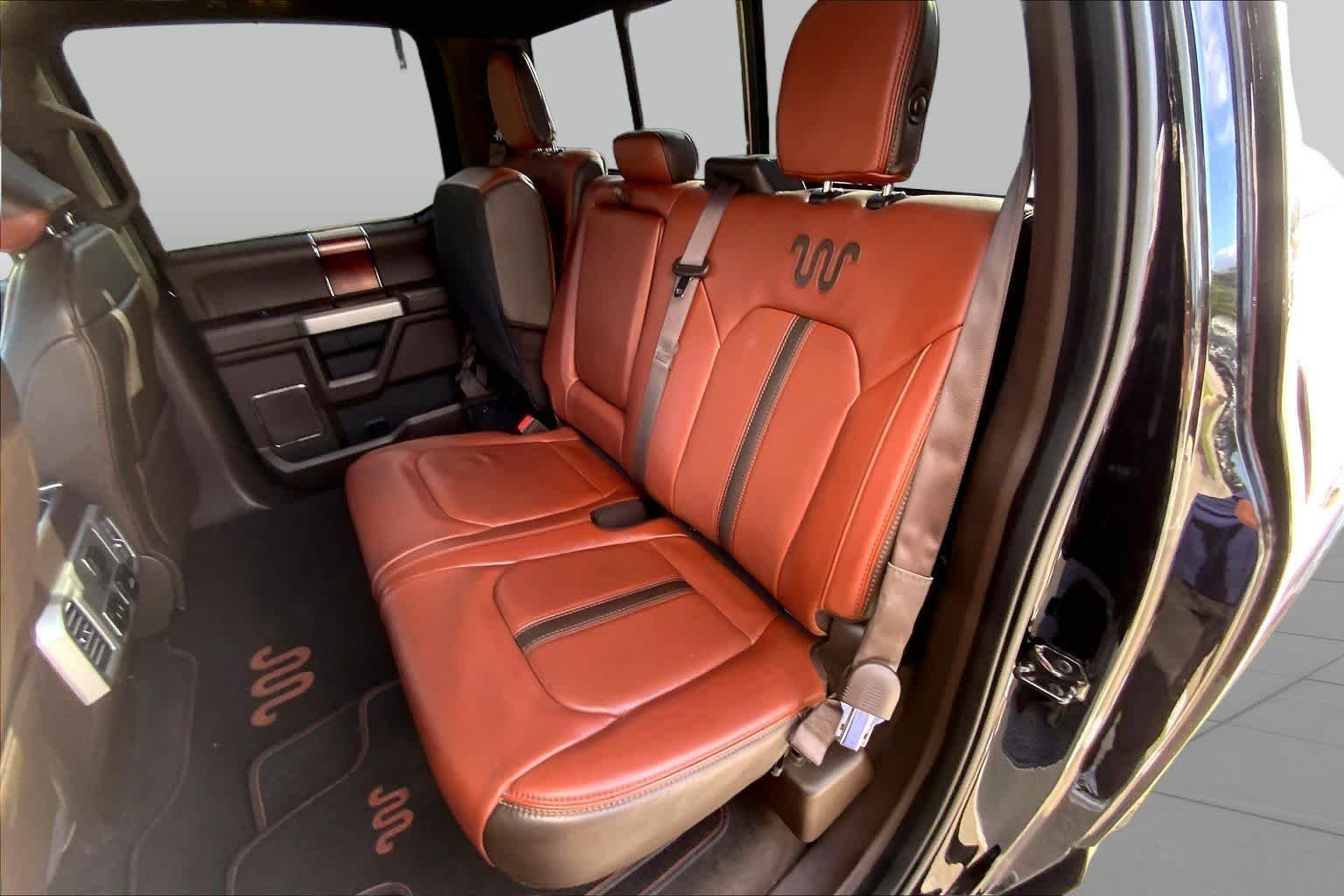 Used 2019 Agate Black Metallic Ford King Ranch image 21