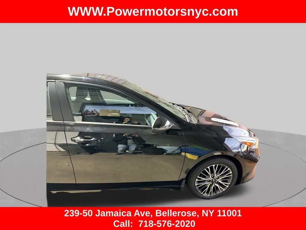 Used 2023 Black Kia GT-Line image 10