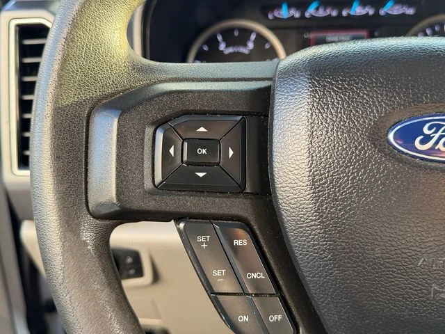 Used 2019 Oxford White Ford XLT image 47