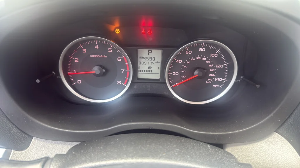 Used 2017 White Subaru 2.5i Premium image 14