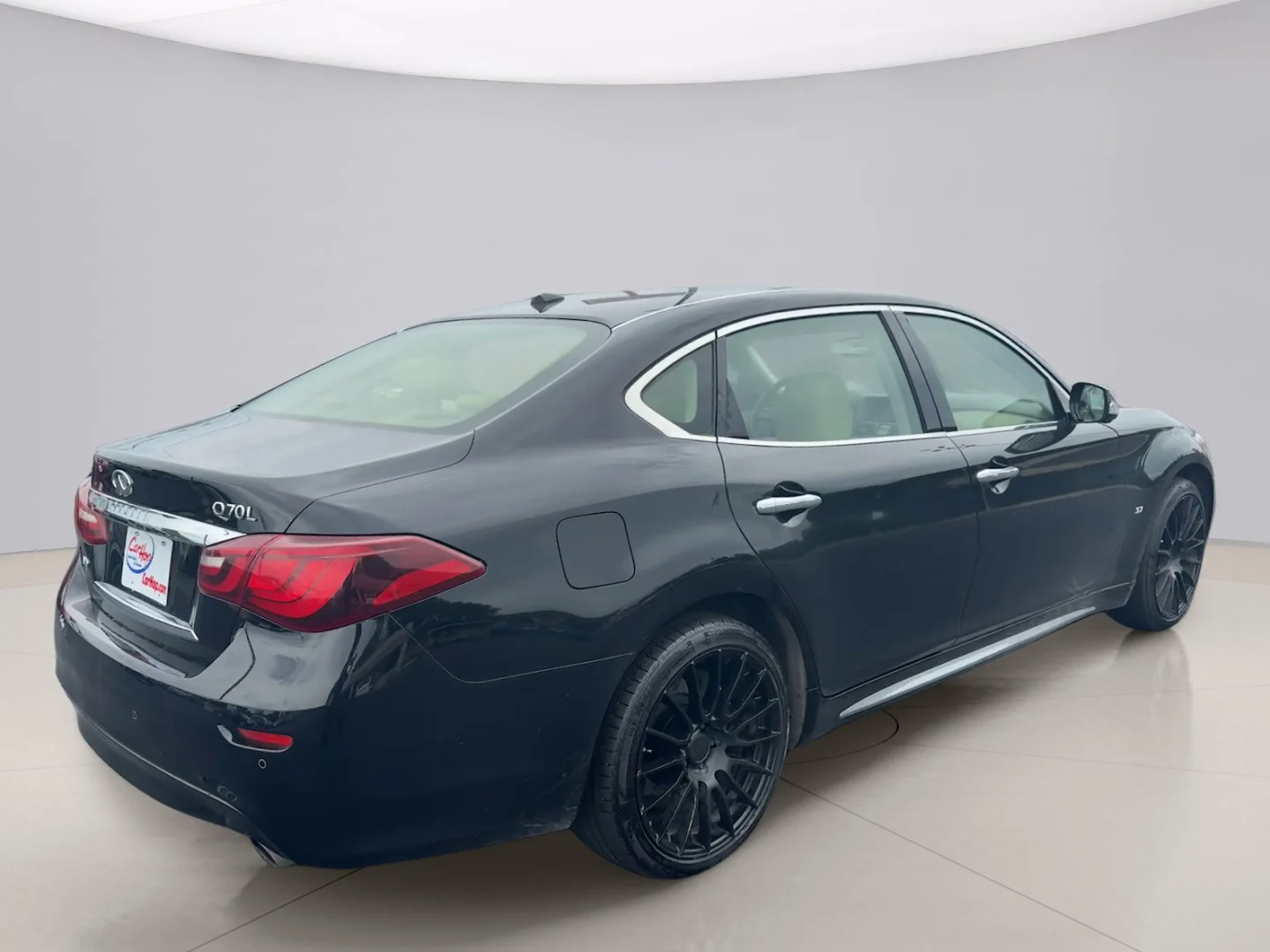 Used 2018 Black INFINITI LEATHER image 5
