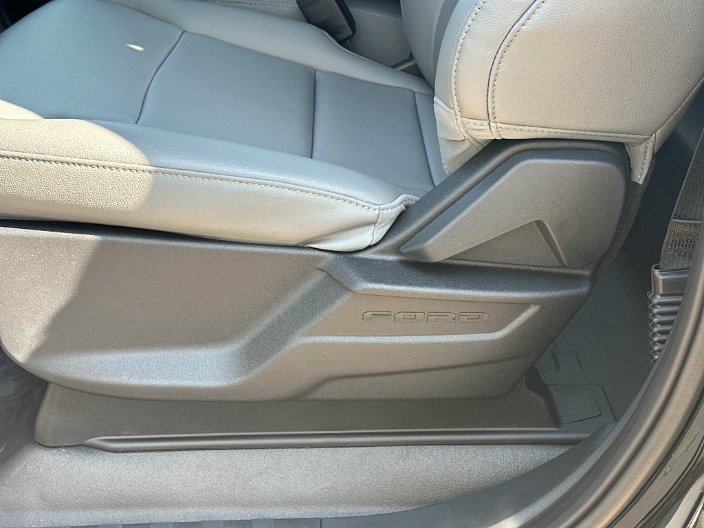 New 2026 Agate Black Metallic Ford XL image 25